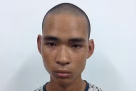 Tụ tập bầy đàn, vác dao đi cướp, nuôi gái trẻ làm “đồ chơi”