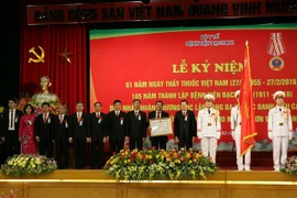 Chủ tịch nước: Phát triển Bệnh viện Bạch Mai hiện đại, ngang tầm thế giới