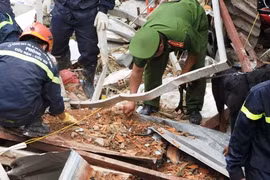 Nóng: Thu 500 kg hoá chất từ hiện trường vụ nổ rung chuyển ở TP.HCM