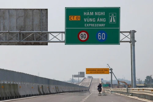 Nhiều doanh nghiệp được thưởng hàng trăm tỷ đồng nhờ đưa dự án về đích trước tiến độ