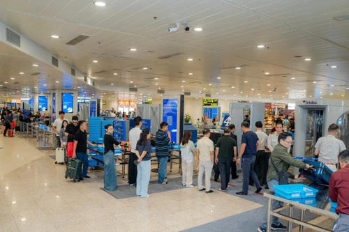 Khách quốc tế qua sân bay Nội Bài dịp Tết Dương lịch dự báo đạt kỷ lục