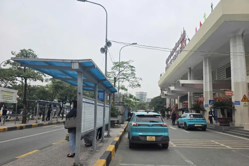 Vận tải khách liên tỉnh đang đánh mất thị phần do chậm thay đổi