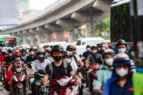 Hà Nội sẽ chuyển đổi xe xăng-xe điện theo lộ trình tự nhiên của chu kỳ thay thế phương tiện