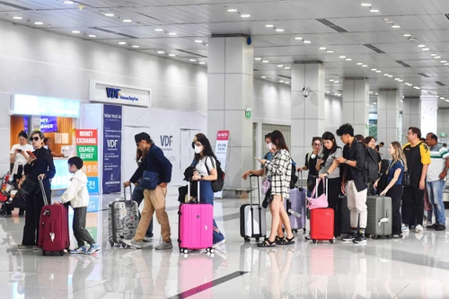 Sân bay Phú Quốc phá kỷ lục, đón hơn 260.000 lượt khách trong kỳ nghỉ Tết Bính Ngọ