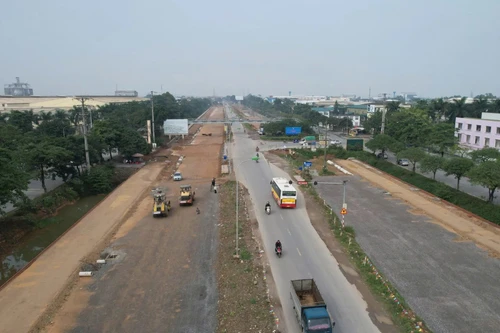 Hà Nội đặt mục tiêu giải phóng mặt bằng quốc lộ 6 Ba La- Xuân Mai trong quý 2-2026