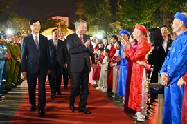 Tổng Bí thư Tô Lâm xúc động khi đến thăm, chúc tết Đảng bộ, Chính quyền và nhân dân Thủ đô