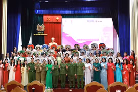 Tôn vinh bản lĩnh và vẻ đẹp duyên dáng Phụ nữ Học viện Cảnh sát nhân dân
