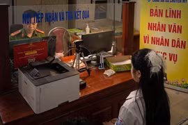 Thanh niên công an xã và những ca làm tối "gỡ khó" cho dân