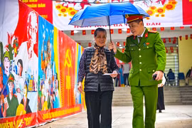  Dấu ấn tận tụy của lực lượng công an cơ sở ở Thủ đô trong ngày bầu cử