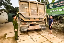 Tổng rà soát ô tô tải tự đổ, xe sơ mi rơ moóc hạng nặng tại các tuyến cửa ngõ huyết mạch