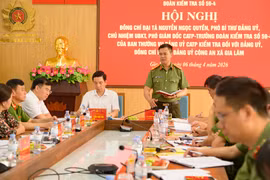 Đại tá Nguyễn Ngọc Quyền, Phó Bí thư Đảng ủy, Chủ nhiệm Uỷ ban kiểm tra, Phó Giám đốc CATP, Trưởng đoàn kiểm tra chỉ đạo tại buổi làm việc với Đảng ủy CAX Gia Lâm