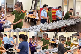 Ấm lòng những suất cơm "0 đồng" ở Bệnh viện Đa khoa Hoài Đức