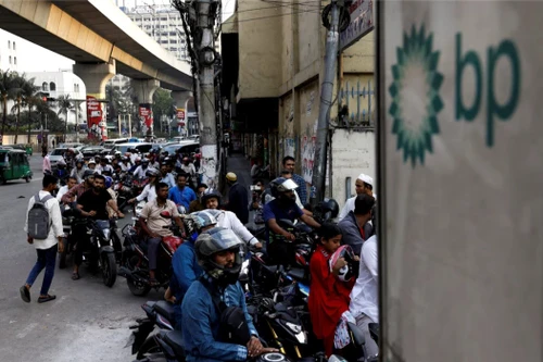 Khủng hoảng năng lượng trầm trọng, Bangladesh đóng cửa trường đại học cho sinh viên nghỉ lễ sớm