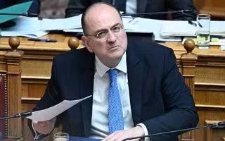 Thứ trưởng Hy Lạp từ chức vì tranh cãi bằng cấp