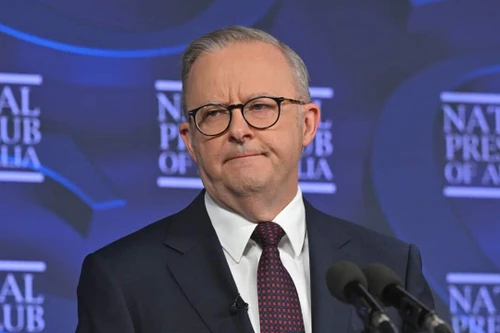 Thủ tướng Australia phải sơ tán vì đe dọa an ninh