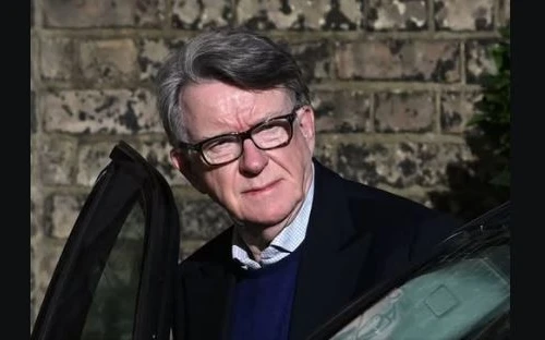 Cựu Đại sứ Anh tại Mỹ bị bắt vì cáo buộc có hành vi sai trái khi thực thi chức vụ