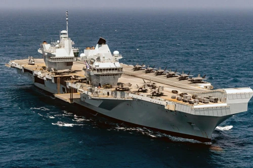 Anh sẵn sàng điều tàu sân bay tới Trung Đông, ông Trump tuyên bố 'không cần nữa'