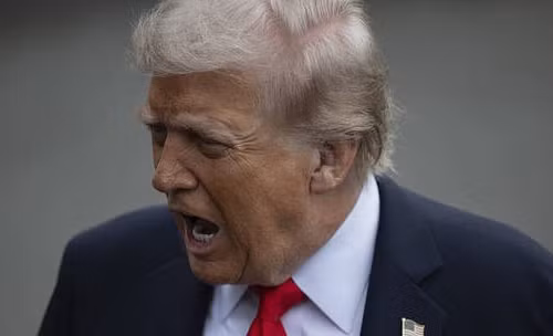 Tổng thống Trump chỉ trích Giáo hoàng Leo XIV vì ông lên án cuộc chiến Iran