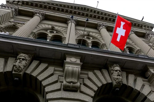 Thụy Sĩ từ chối cho máy bay quân sự Mỹ bay qua không phận