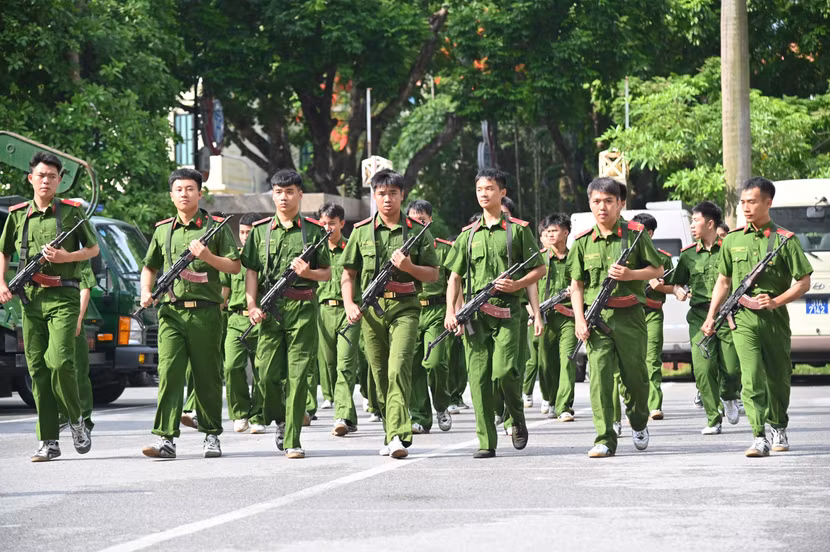 co-dong-ren-quan-14.jpg