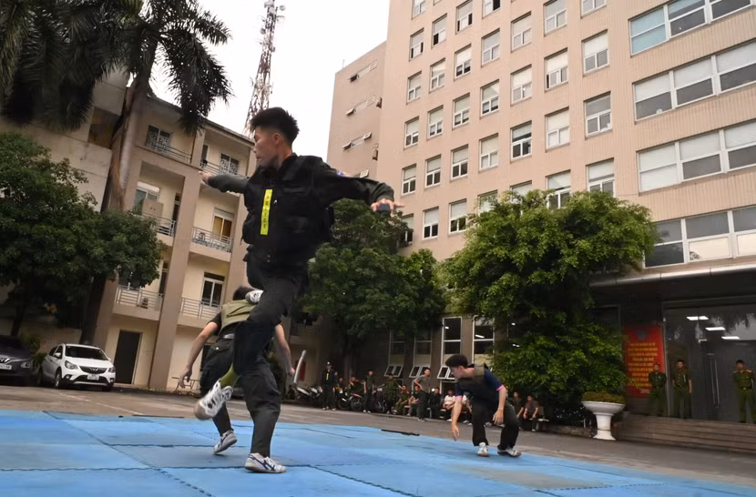 co-dong-ren-quan-6.jpg