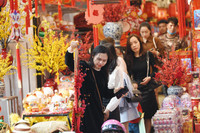 Hàng Mã mùa Tết về 