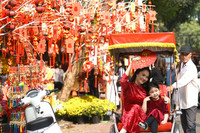 Hàng Mã mùa Tết về 