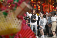 Hàng Mã mùa Tết về 