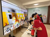 Xem học sinh, sinh viên Hà Nội trải nghiệm kỹ năng an toàn PCCC và CNCH
