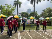 Xem học sinh, sinh viên Hà Nội trải nghiệm kỹ năng an toàn PCCC và CNCH