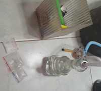 [Ảnh] Cận cảnh quá trình khám nhà đối tượng, thu gần 10 khẩu súng, ma túy các loại