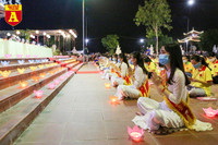 Phật tử đeo khẩu trang phòng dịch dự lễ Vu lan báo hiếu