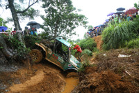 Những pha xử lý đầy kịch tính tại giải đua xe địa hình ở Hà Nội