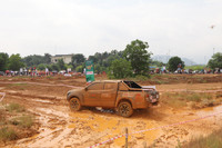 Những pha xử lý đầy kịch tính tại giải đua xe địa hình ở Hà Nội