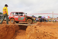 Những pha xử lý đầy kịch tính tại giải đua xe địa hình ở Hà Nội