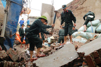 Hàng nghìn Cảnh sát cơ động tham gia ứng phó, khắc phục hậu quả cơn bão số 10