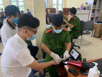 [Ảnh] Tiếp nhận xử lý gần 8.000 hồ sơ cấp căn cước công dân gắn chíp trong đợt nghỉ lễ