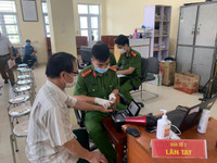 [Ảnh] Tiếp nhận xử lý gần 8.000 hồ sơ cấp căn cước công dân gắn chíp trong đợt nghỉ lễ