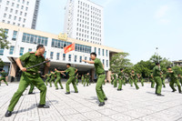 Công an Hà Nội nỗ lực tập luyện sẵn sàng tranh tài tại chung kết Hội thi điều lệnh, quân sự, võ thuật 