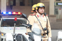 Hình ảnh lễ ra quân kiểm tra, xử lý vi phạm trật tự an toàn giao thông, đô thị ở Hà Nội 