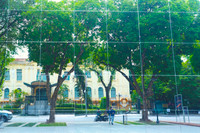 Khối gương kính 3D ở vườn hoa Diên Hồng thu hút giới trẻ check in ngày cuối tuần