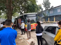 Cận cảnh chiếc xe buýt đặc biệt chạy lưu động cấp căn cước gắn chip cho nhân dân