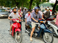 Công an phường Giảng Võ bảo đảm an ninh trật tự, an toàn giao thông trong ngày khai giảng năm học mới