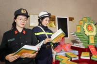 Công an Hà Nội hưởng ứng đợt sinh hoạt chính trị đặc biệt 