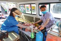 Giải cứu hành khách trong vụ cháy giả định trên tàu metro Nhổn - ga Hà Nội