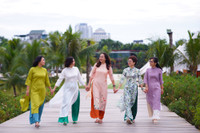 Phụ nữ Công an Thủ đô lan tỏa tuần lễ “Áo dài cộng đồng”