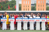 Ngắm 100 nữ sinh khoe sắc tại Giải bóng đá Trung học phổ thông lớn nhất Hà Nội