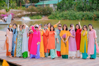 Phụ nữ Công an Thủ đô lan tỏa tuần lễ “Áo dài cộng đồng”