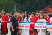 Ngắm 100 nữ sinh khoe sắc tại Giải bóng đá Trung học phổ thông lớn nhất Hà Nội