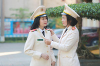 Ngắm những “bông hồng thép” của lực lượng Cảnh vệ 